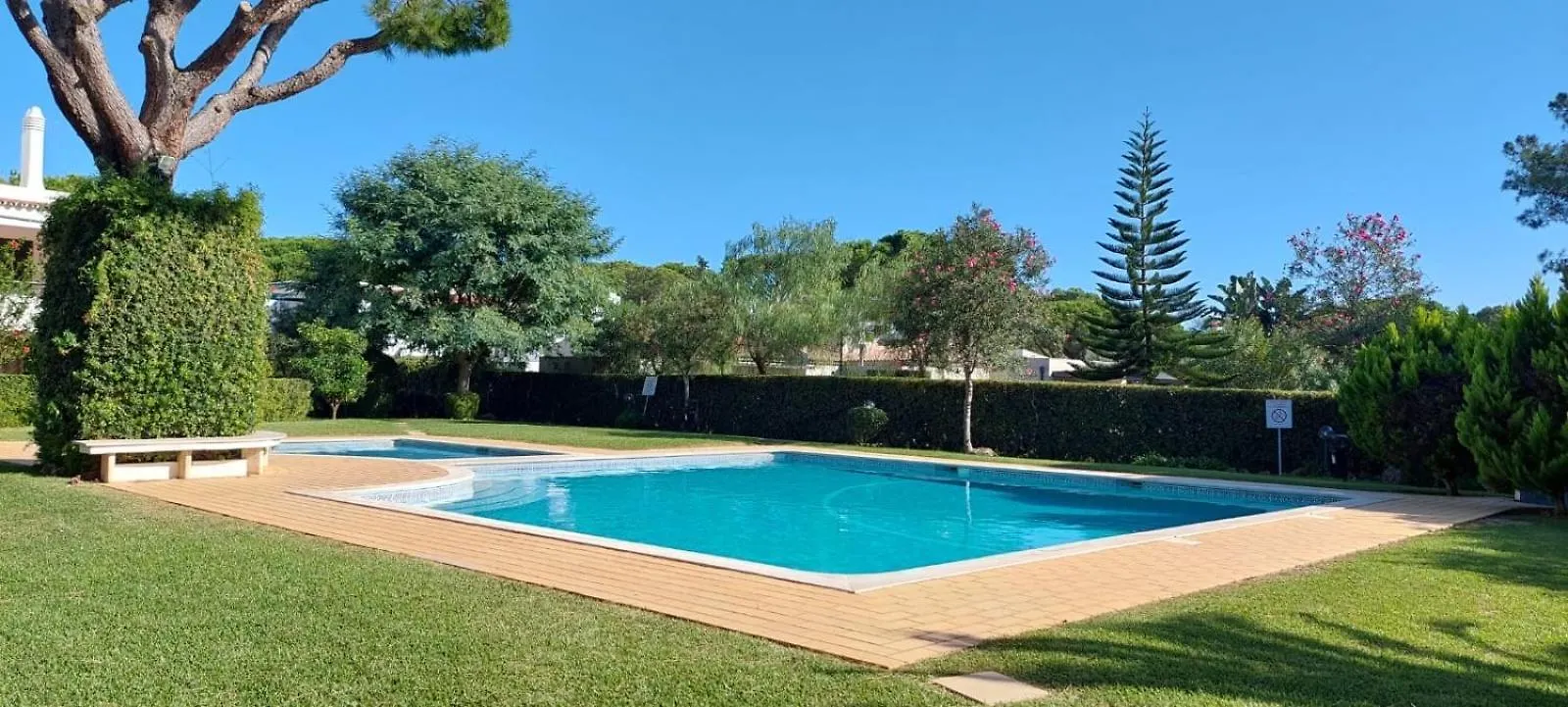 Solar Dos Pinheiros Lc 303 Appartement Quarteira